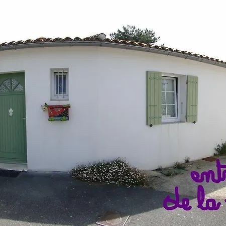 La Petite Maison Sur L'ile De Re La Flotte
