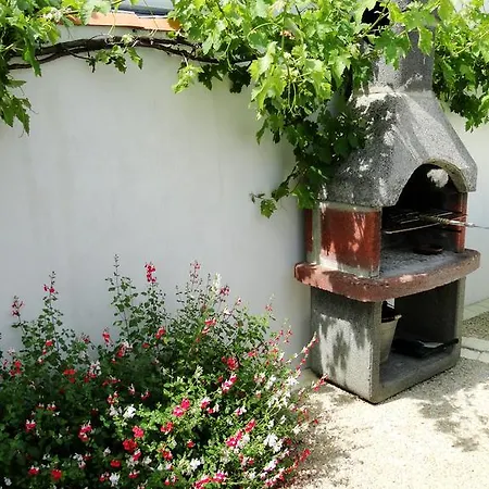 Semesterbostad La Petite Maison Sur L'ile De Re La Flotte