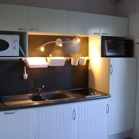 בית נופש La Petite Maison Sur L'ile De Re לה פלוט