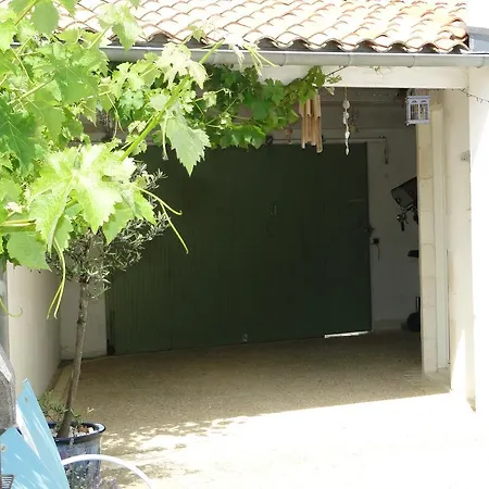 Ferienhaus La Petite Maison Sur L'ile De Re La Flotte
