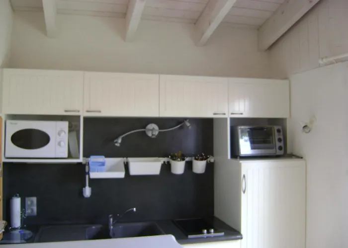 La Petite Maison Sur L'ile De Re * La Flotte