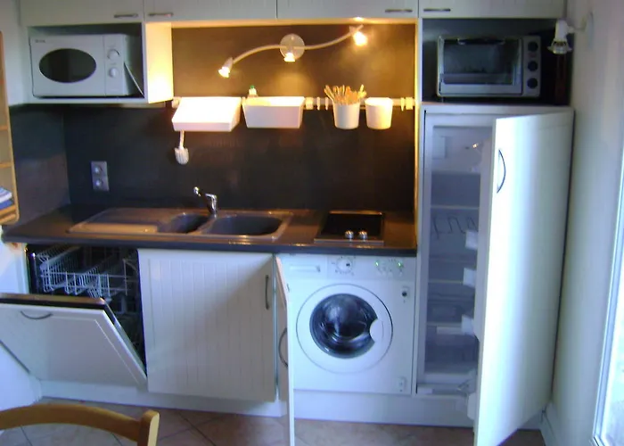 La Petite Maison Sur L'ile De Re La Flotte